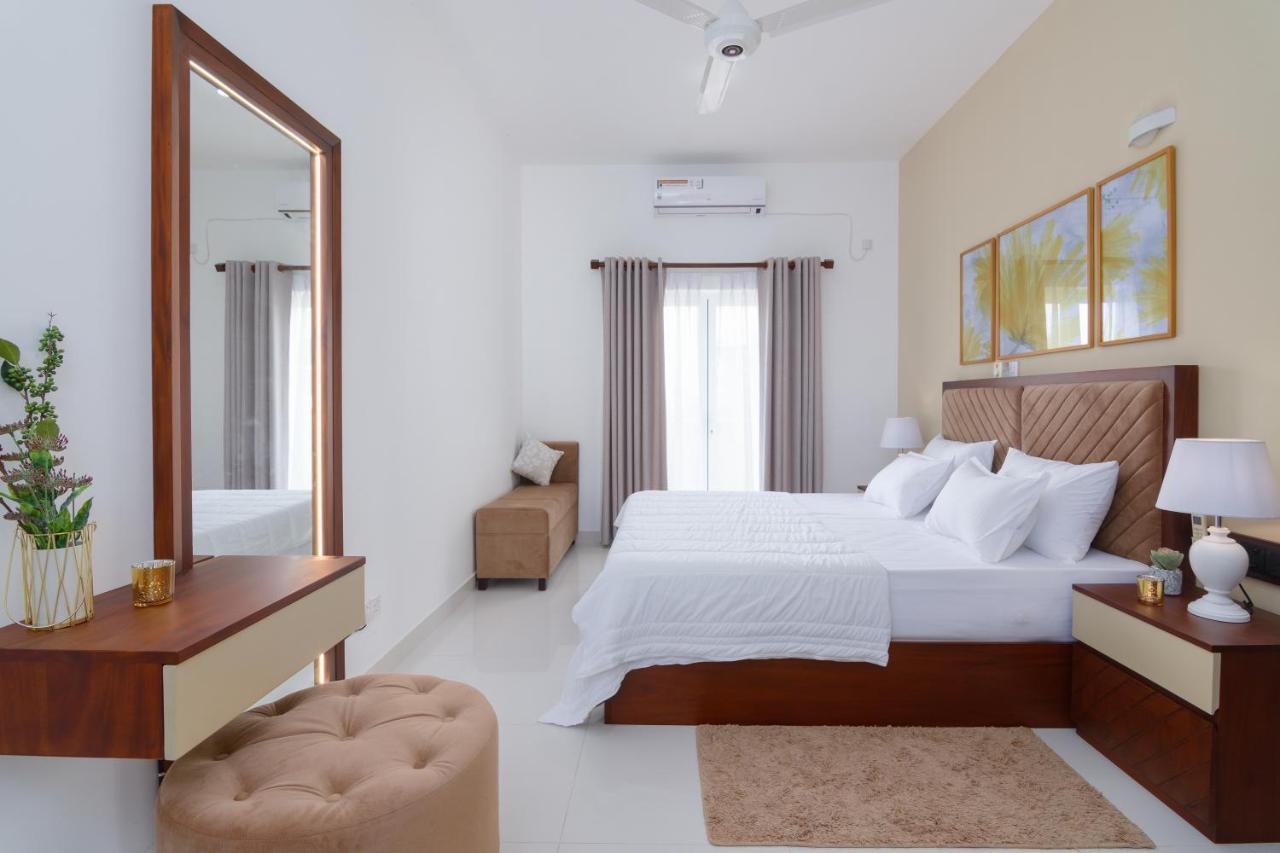The Luxury Nest Apartment Maharagama Bagian luar foto